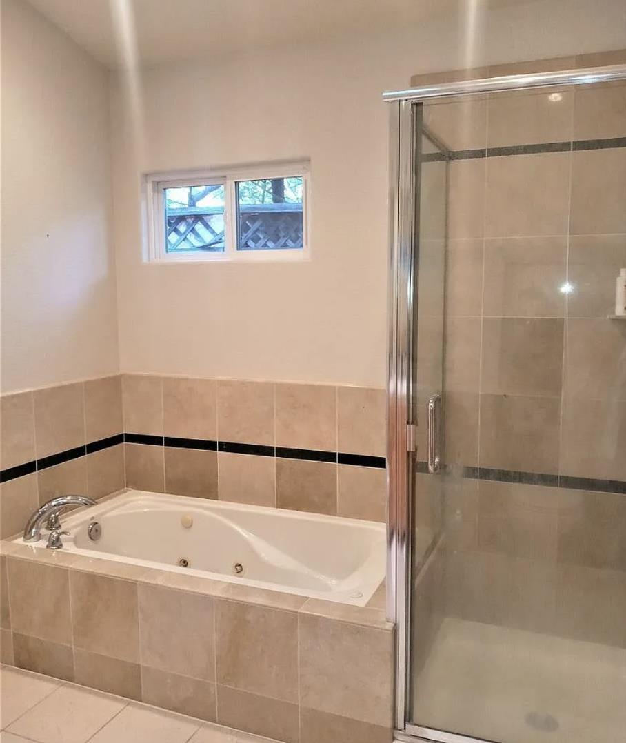 Detail Gallery Image 13 of 23 For 1315 Newport Ave, San Jose,  CA 95125 - 3 Beds | 2/35 Baths