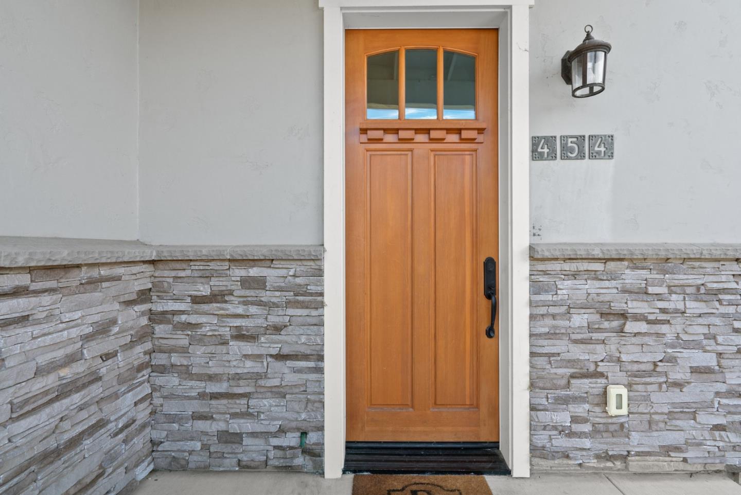 Detail Gallery Image 4 of 41 For 454 Granite Way, Aptos,  CA 95003 - 3 Beds | 2/1 Baths
