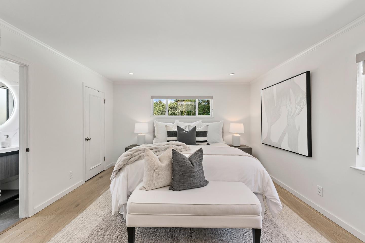 Detail Gallery Image 21 of 29 For 1820 Santa Cruz Ave, Menlo Park,  CA 94025 - 4 Beds | 3 Baths