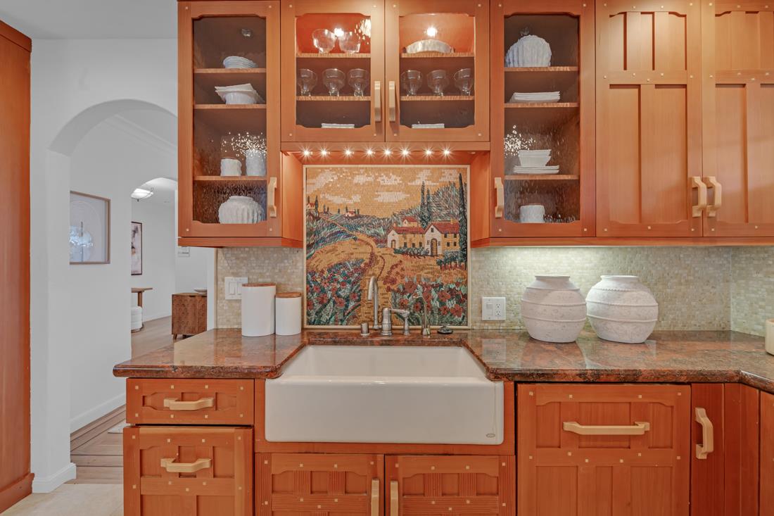 Detail Gallery Image 10 of 46 For 729 Concord Way, Burlingame,  CA 94010 - 3 Beds | 2/1 Baths