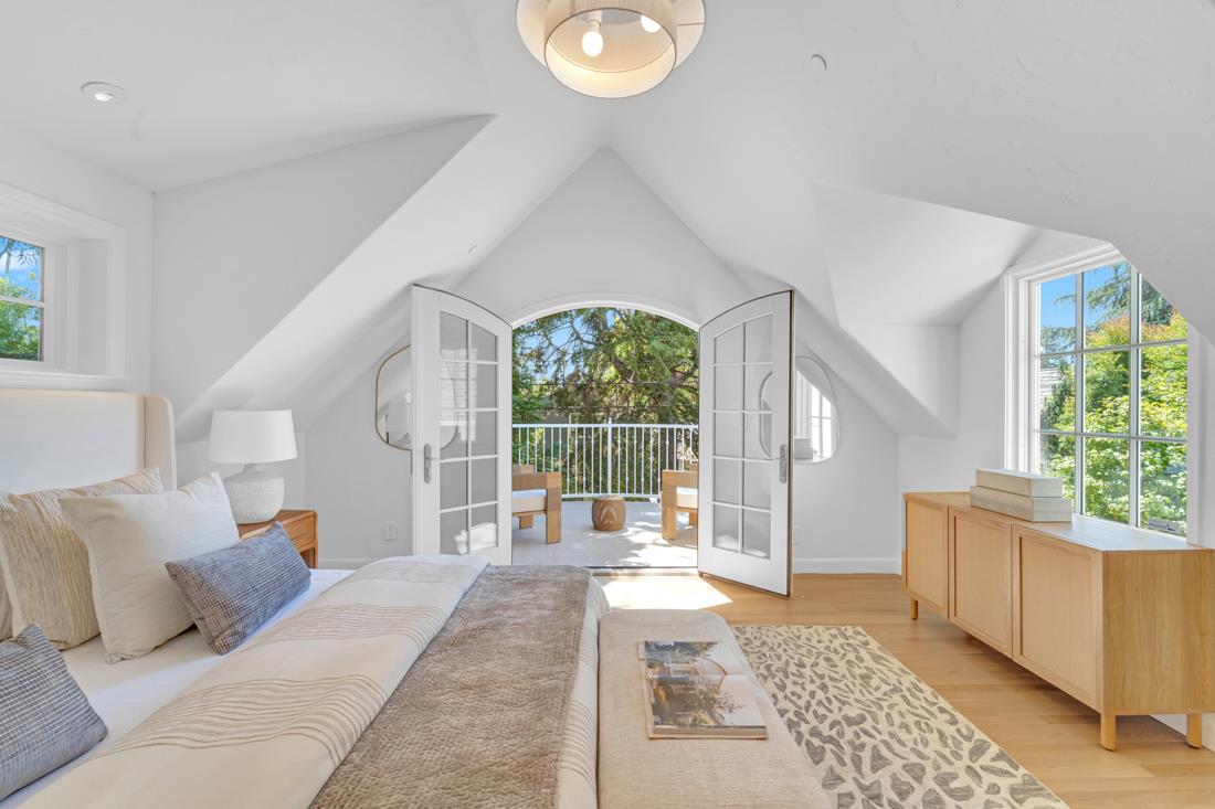 Detail Gallery Image 17 of 46 For 729 Concord Way, Burlingame,  CA 94010 - 3 Beds | 2/1 Baths