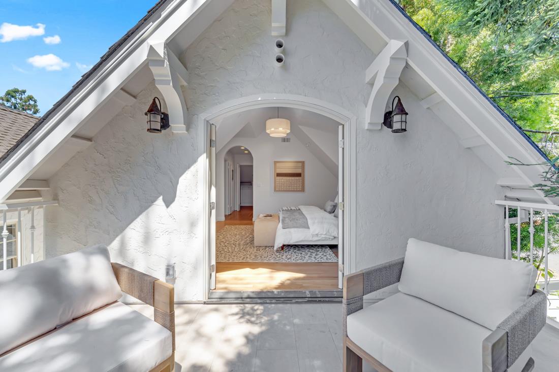 Detail Gallery Image 19 of 46 For 729 Concord Way, Burlingame,  CA 94010 - 3 Beds | 2/1 Baths