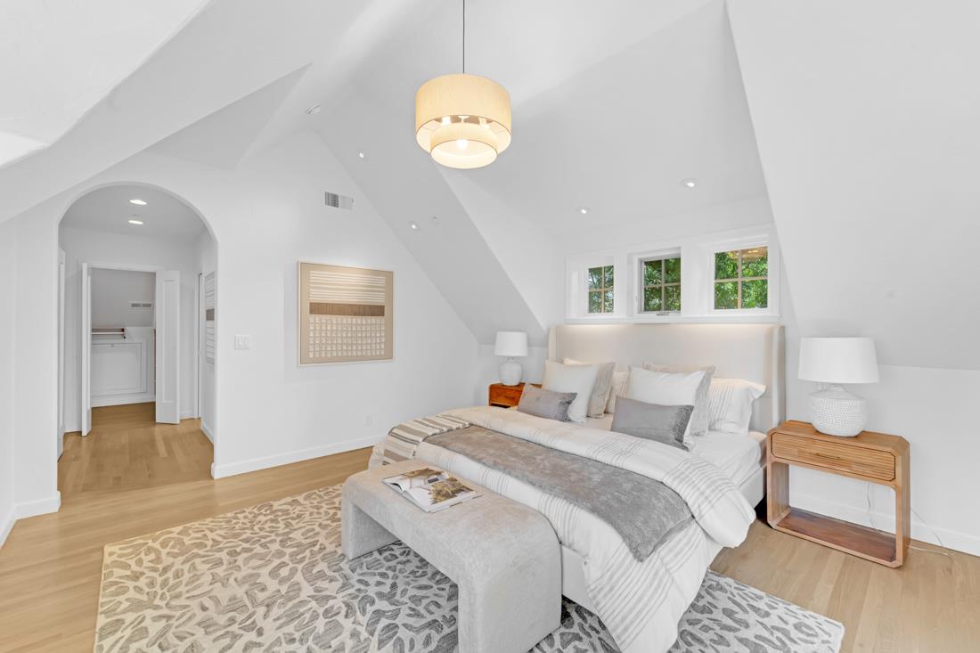 Detail Gallery Image 22 of 46 For 729 Concord Way, Burlingame,  CA 94010 - 3 Beds | 2/1 Baths