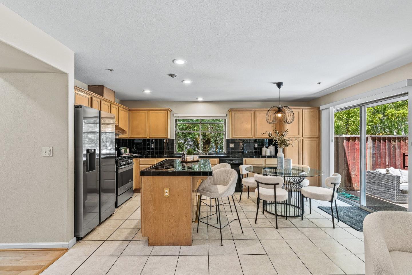 Detail Gallery Image 17 of 56 For 101 Elzer Dr, Scotts Valley,  CA 95066 - 4 Beds | 3 Baths
