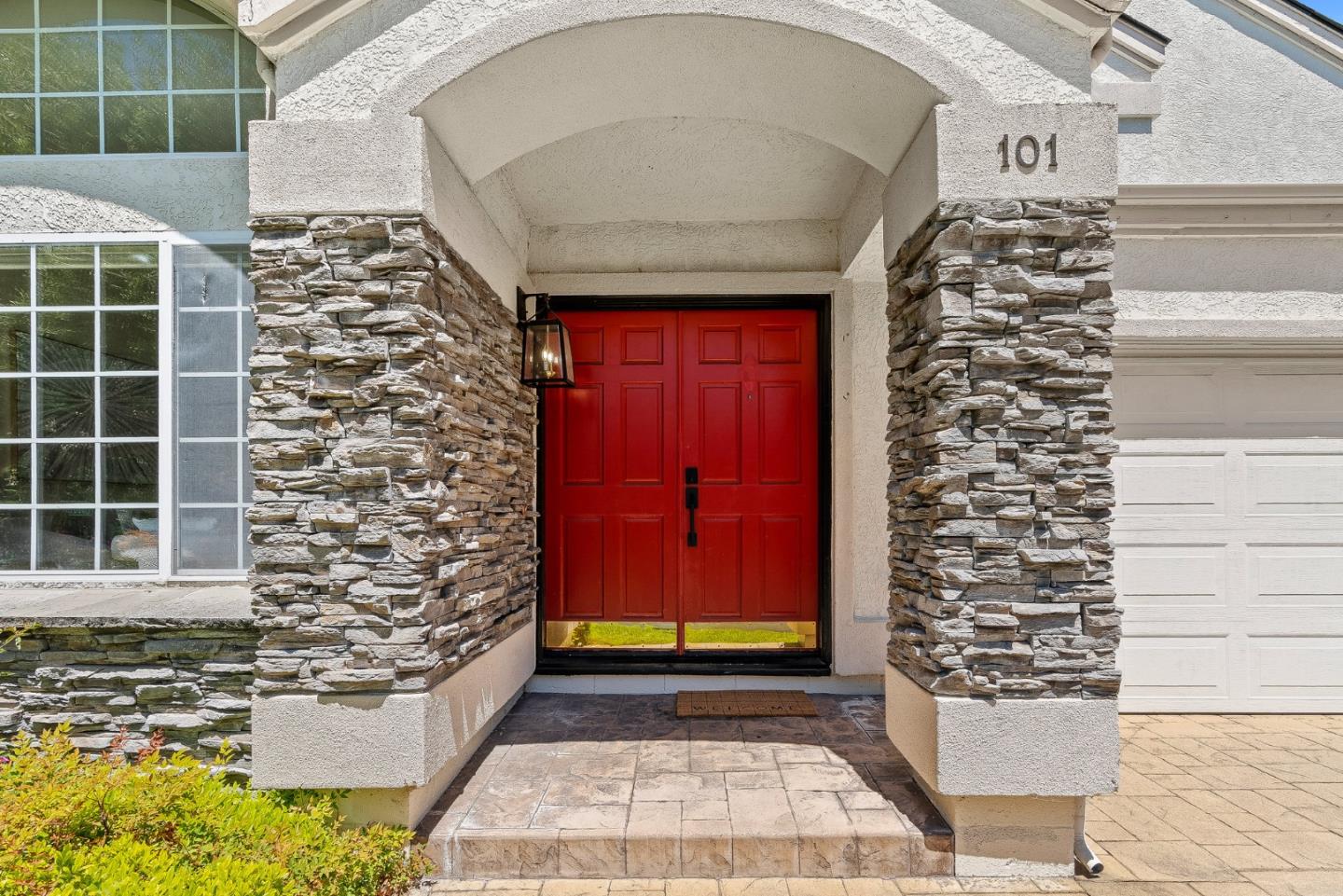 Detail Gallery Image 6 of 56 For 101 Elzer Dr, Scotts Valley,  CA 95066 - 4 Beds | 3 Baths