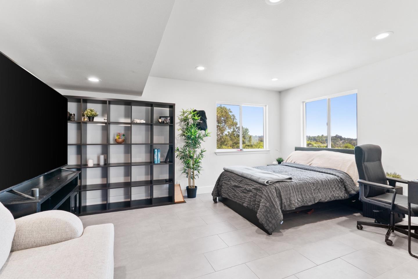 Detail Gallery Image 48 of 78 For 532 Moonrise Ln, Aptos,  CA 95003 - 6 Beds | 4/1 Baths