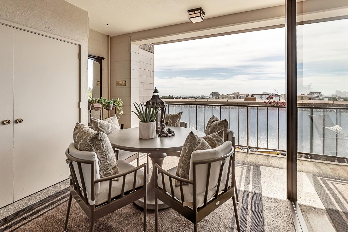 Detail Gallery Image 20 of 38 For 50 Mounds Rd #109,  San Mateo,  CA 94402 - 2 Beds | 2 Baths