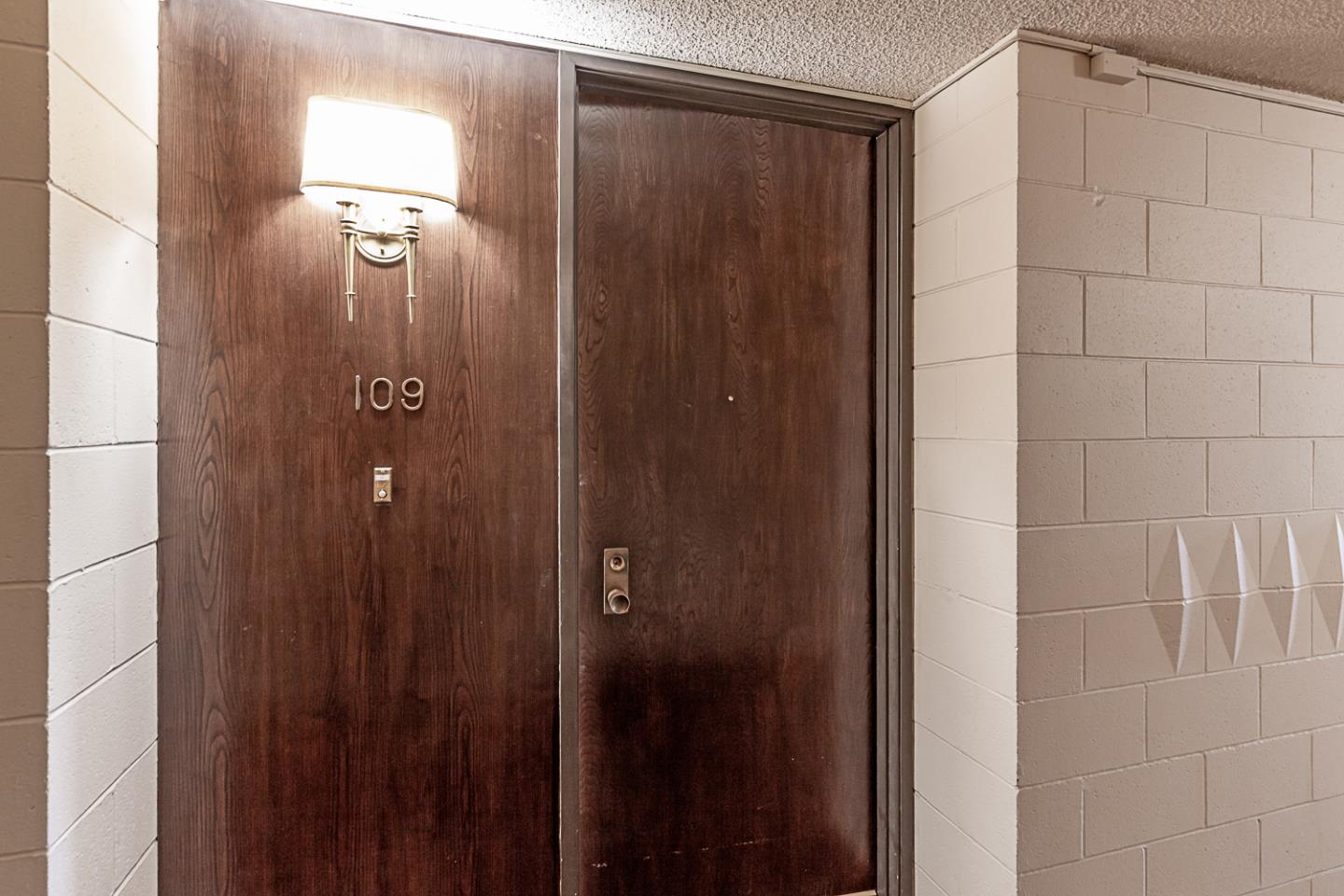 Detail Gallery Image 24 of 38 For 50 Mounds Rd #109,  San Mateo,  CA 94402 - 2 Beds | 2 Baths