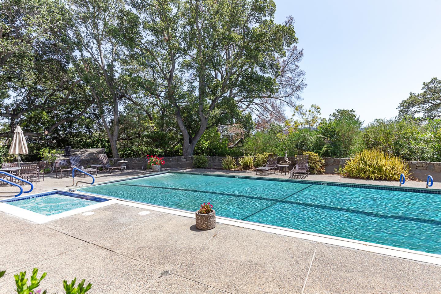 Detail Gallery Image 28 of 38 For 50 Mounds Rd #109,  San Mateo,  CA 94402 - 2 Beds | 2 Baths