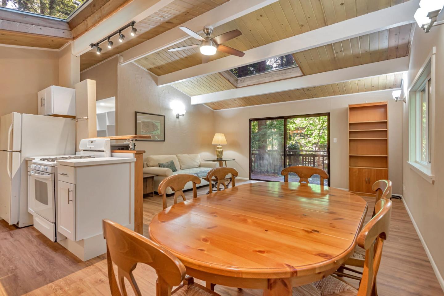 Detail Gallery Image 13 of 29 For 364 Redwood Ave, Pescadero,  CA 94060 - 2 Beds | 1 Baths