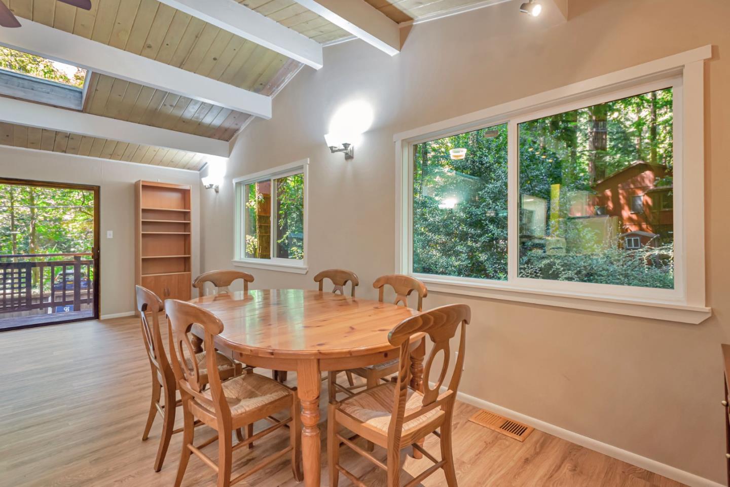 Detail Gallery Image 14 of 29 For 364 Redwood Ave, Pescadero,  CA 94060 - 2 Beds | 1 Baths