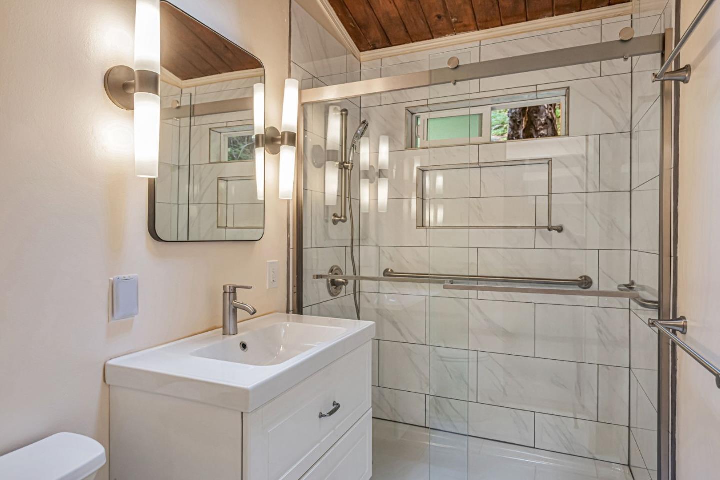 Detail Gallery Image 18 of 29 For 364 Redwood Ave, Pescadero,  CA 94060 - 2 Beds | 1 Baths