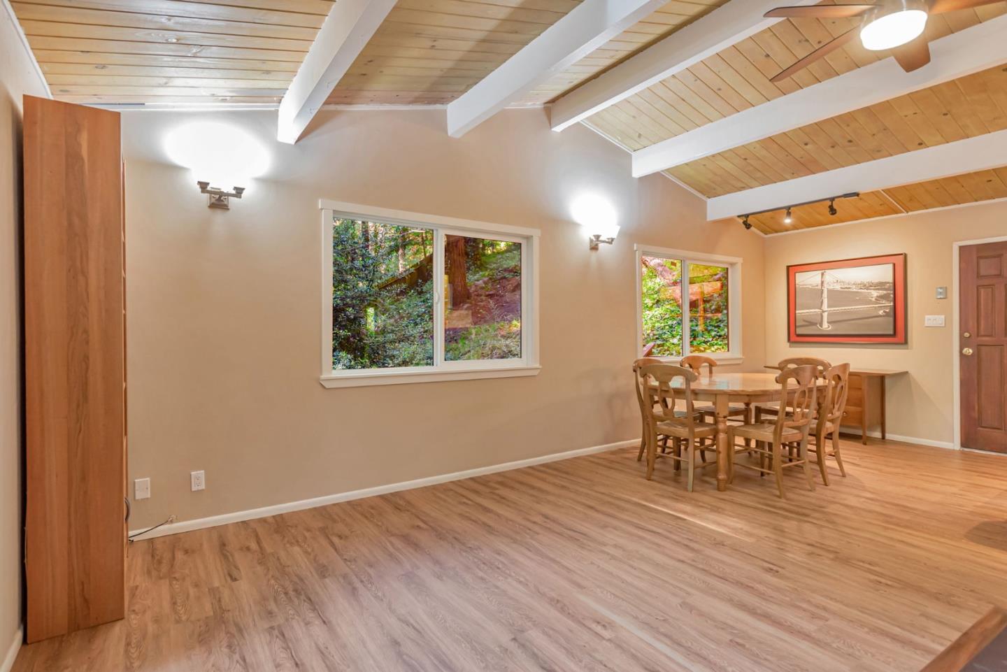 Detail Gallery Image 5 of 29 For 364 Redwood Ave, Pescadero,  CA 94060 - 2 Beds | 1 Baths