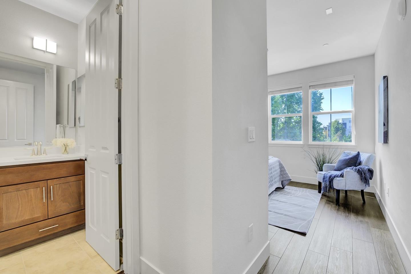 Detail Gallery Image 20 of 40 For 1235 Merry Loop, Milpitas,  CA 95035 - 3 Beds | 3 Baths
