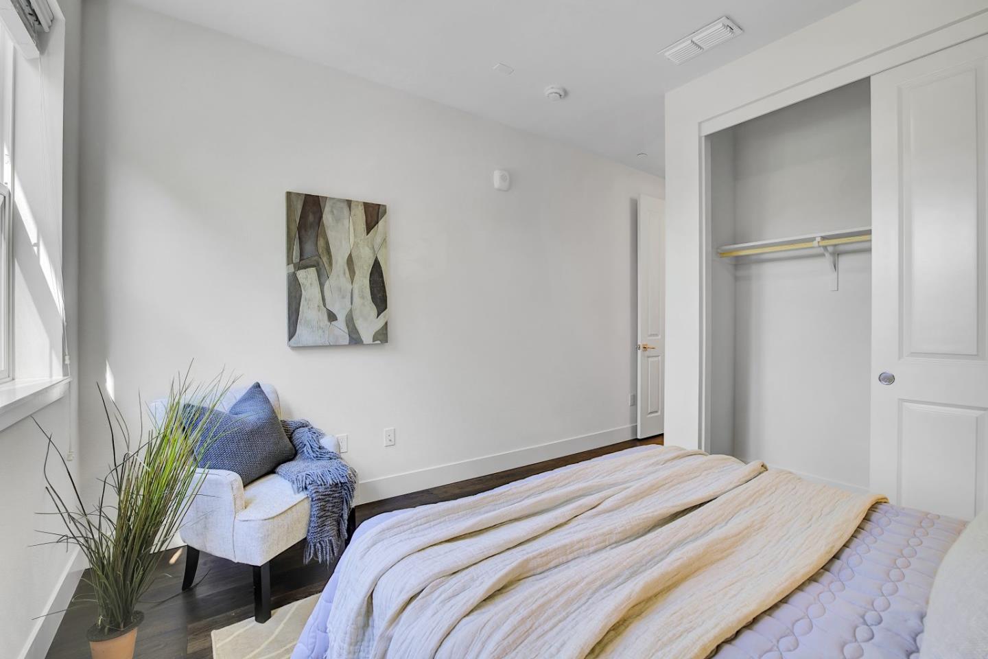 Detail Gallery Image 22 of 40 For 1235 Merry Loop, Milpitas,  CA 95035 - 3 Beds | 3 Baths