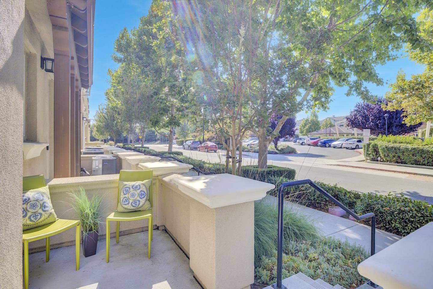 Detail Gallery Image 4 of 40 For 1235 Merry Loop, Milpitas,  CA 95035 - 3 Beds | 3 Baths