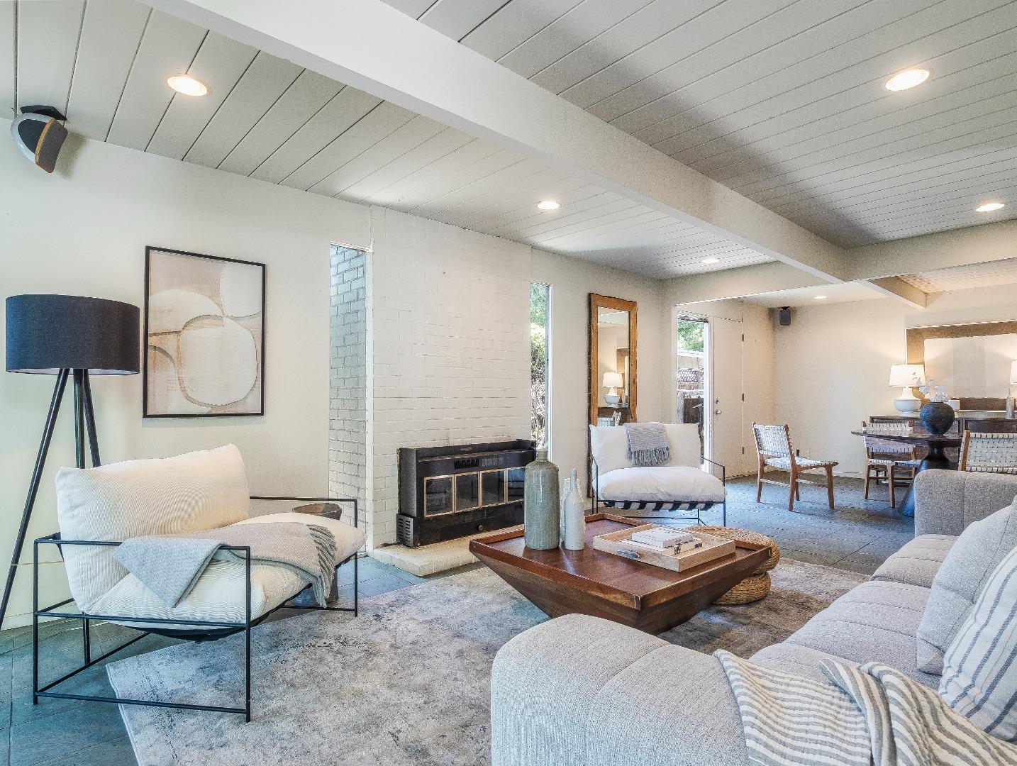 Detail Gallery Image 10 of 23 For 1617 Fairwood Ave, San Jose,  CA 95125 - 4 Beds | 2 Baths