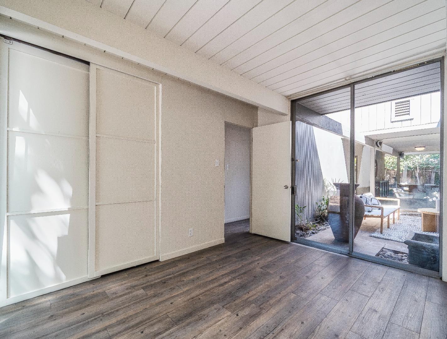 Detail Gallery Image 16 of 23 For 1617 Fairwood Ave, San Jose,  CA 95125 - 4 Beds | 2 Baths