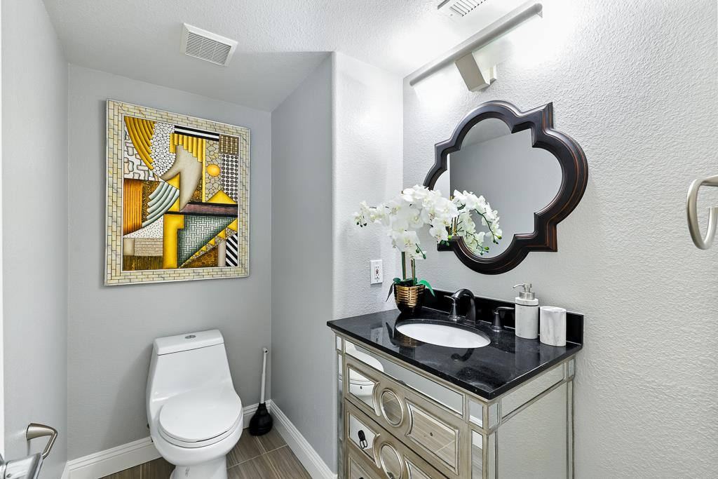 Detail Gallery Image 37 of 43 For 420 Milan Dr #106,  San Jose,  CA 95134 - 2 Beds | 2/1 Baths