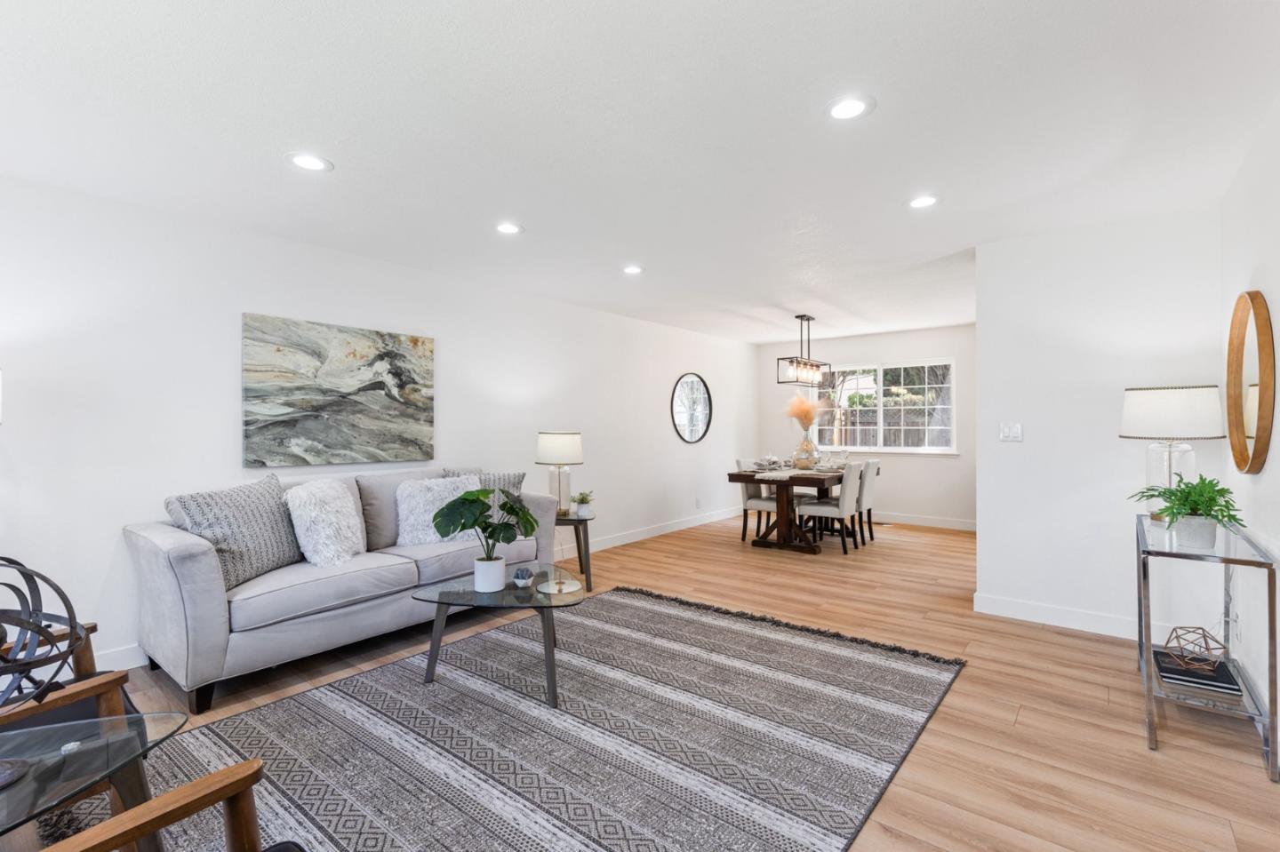 Detail Gallery Image 6 of 41 For 6517 Kaneko Dr, San Jose,  CA 95119 - 5 Beds | 3 Baths