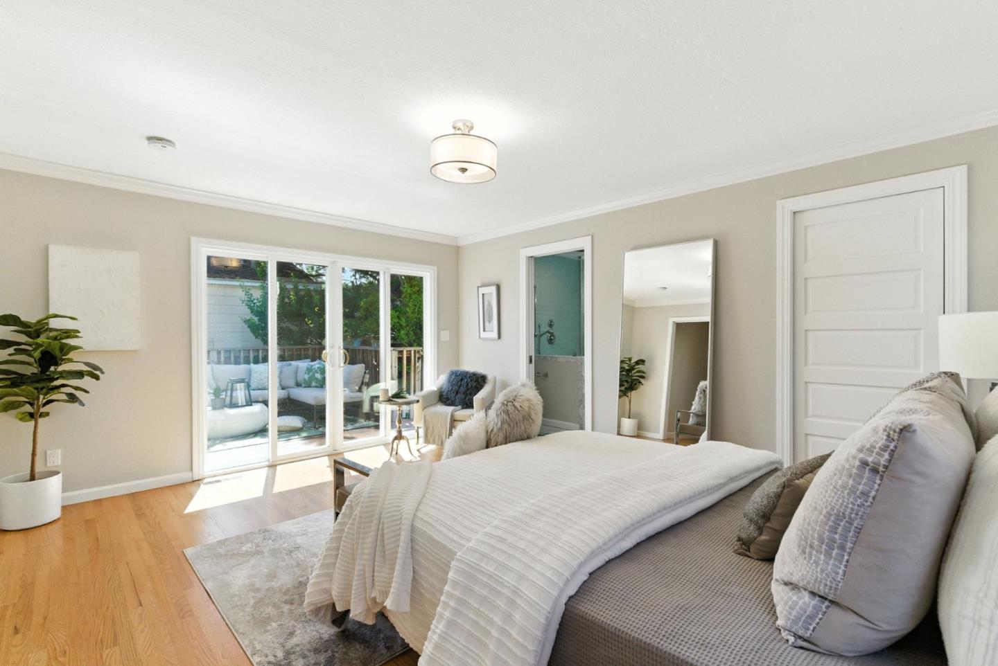 Detail Gallery Image 20 of 30 For 155 Oakview Dr, San Carlos,  CA 94070 - 4 Beds | 2 Baths