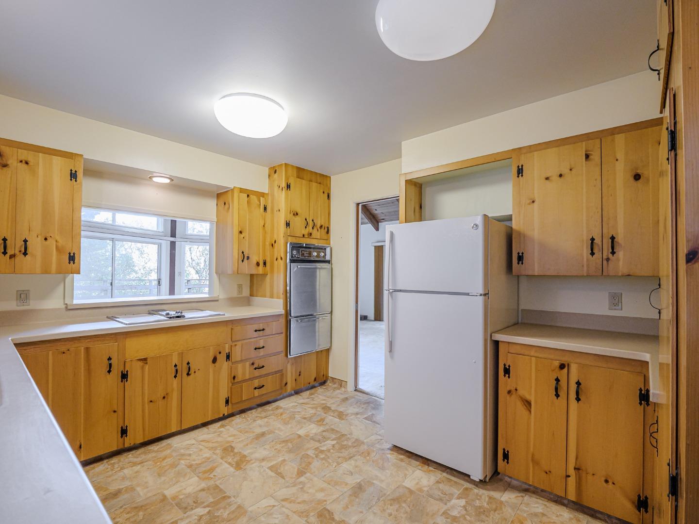 Detail Gallery Image 13 of 62 For 298 Vine Hill Rd, Santa Cruz,  CA 95065 - 4 Beds | 2 Baths