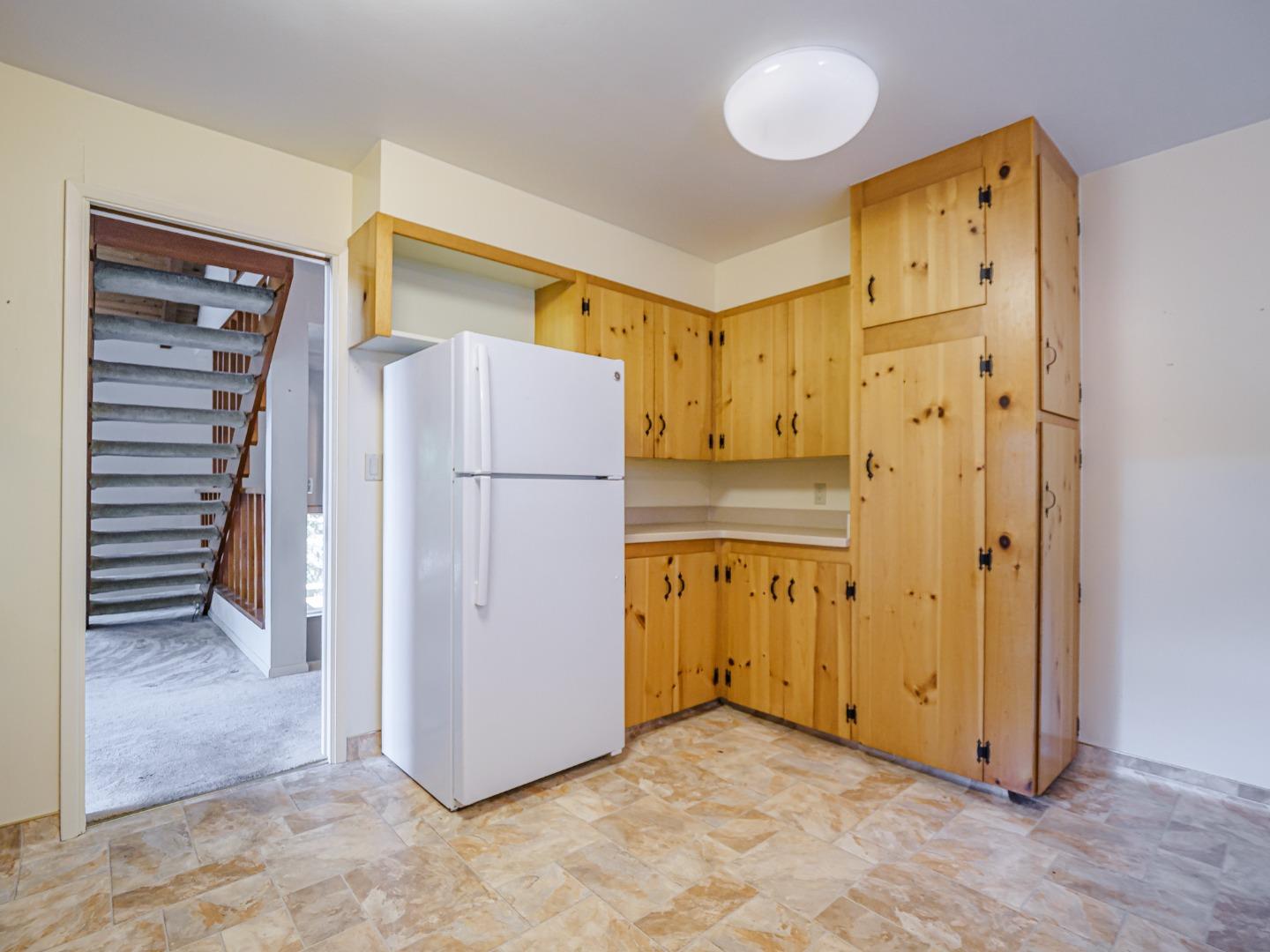 Detail Gallery Image 14 of 62 For 298 Vine Hill Rd, Santa Cruz,  CA 95065 - 4 Beds | 2 Baths