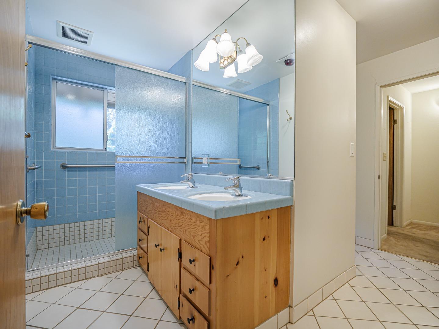 Detail Gallery Image 24 of 62 For 298 Vine Hill Rd, Santa Cruz,  CA 95065 - 4 Beds | 2 Baths
