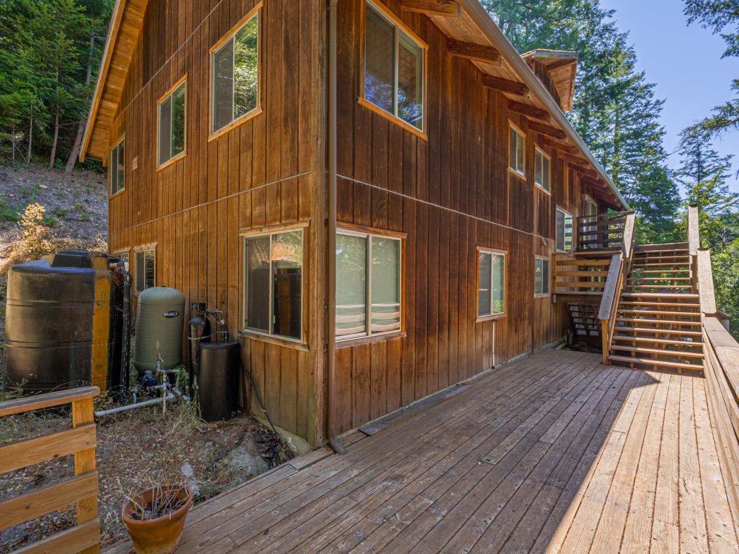 Detail Gallery Image 52 of 62 For 298 Vine Hill Rd, Santa Cruz,  CA 95065 - 4 Beds | 2 Baths