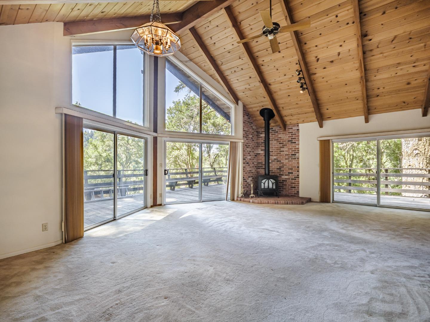 Detail Gallery Image 8 of 62 For 298 Vine Hill Rd, Santa Cruz,  CA 95065 - 4 Beds | 2 Baths