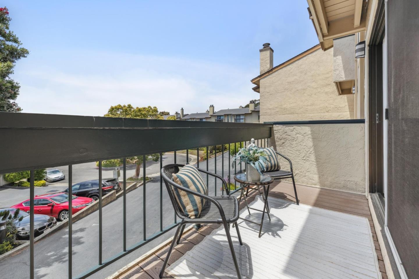 Detail Gallery Image 14 of 49 For 607 Stonegate, South San Francisco,  CA 94080 - 3 Beds | 2/1 Baths