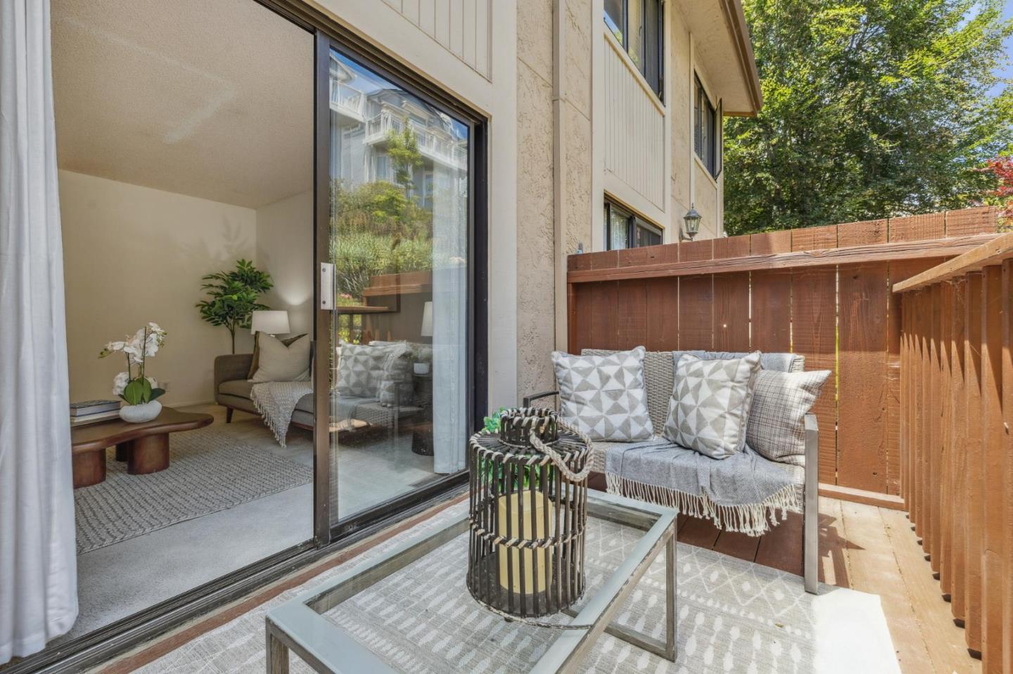 Detail Gallery Image 20 of 49 For 607 Stonegate, South San Francisco,  CA 94080 - 3 Beds | 2/1 Baths