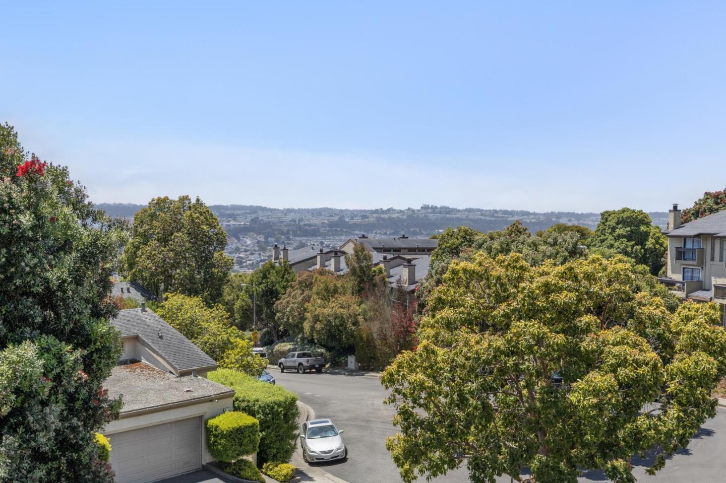 Detail Gallery Image 38 of 49 For 607 Stonegate, South San Francisco,  CA 94080 - 3 Beds | 2/1 Baths