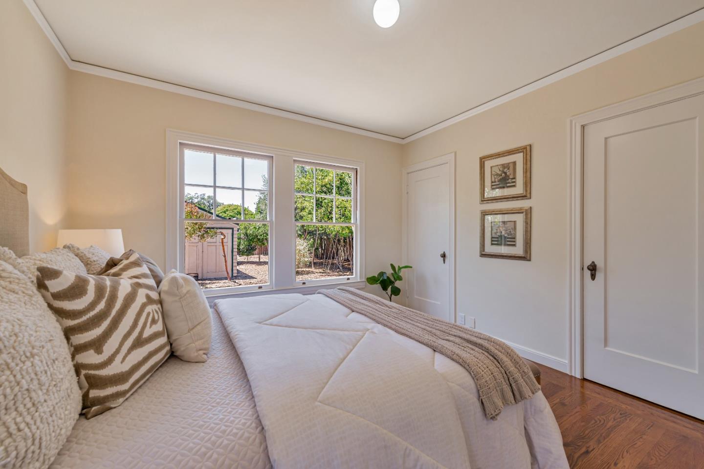 Detail Gallery Image 26 of 38 For 755 Arnold Way, Menlo Park,  CA 94025 - 2 Beds | 1 Baths