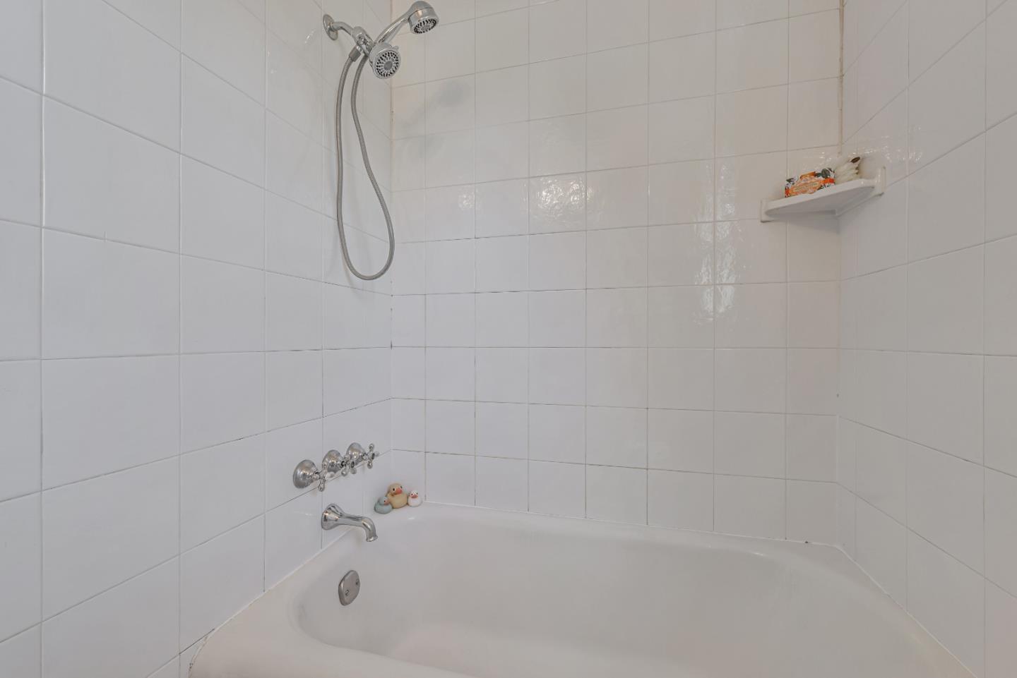 Detail Gallery Image 28 of 38 For 755 Arnold Way, Menlo Park,  CA 94025 - 2 Beds | 1 Baths