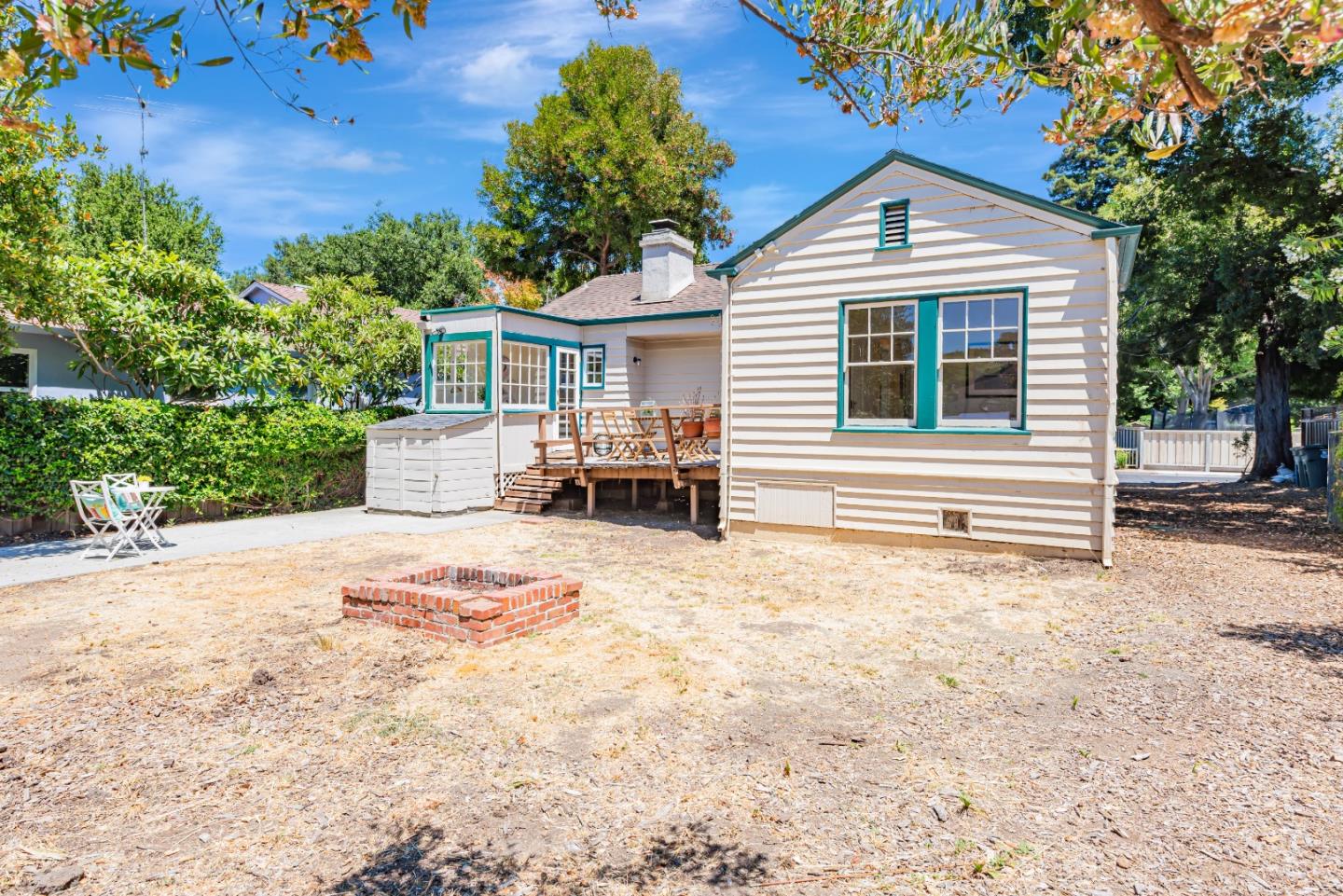 Detail Gallery Image 34 of 38 For 755 Arnold Way, Menlo Park,  CA 94025 - 2 Beds | 1 Baths