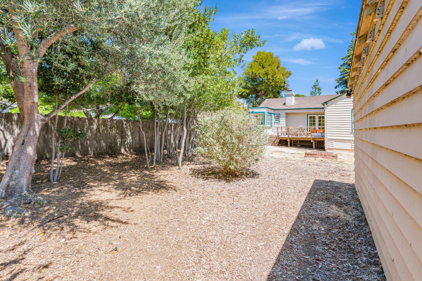 Detail Gallery Image 37 of 38 For 755 Arnold Way, Menlo Park,  CA 94025 - 2 Beds | 1 Baths