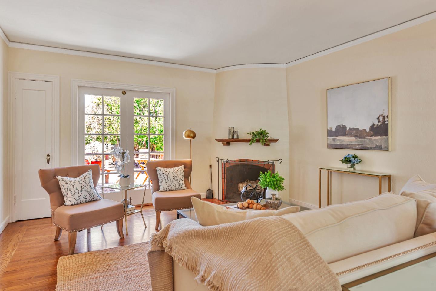 Detail Gallery Image 6 of 38 For 755 Arnold Way, Menlo Park,  CA 94025 - 2 Beds | 1 Baths