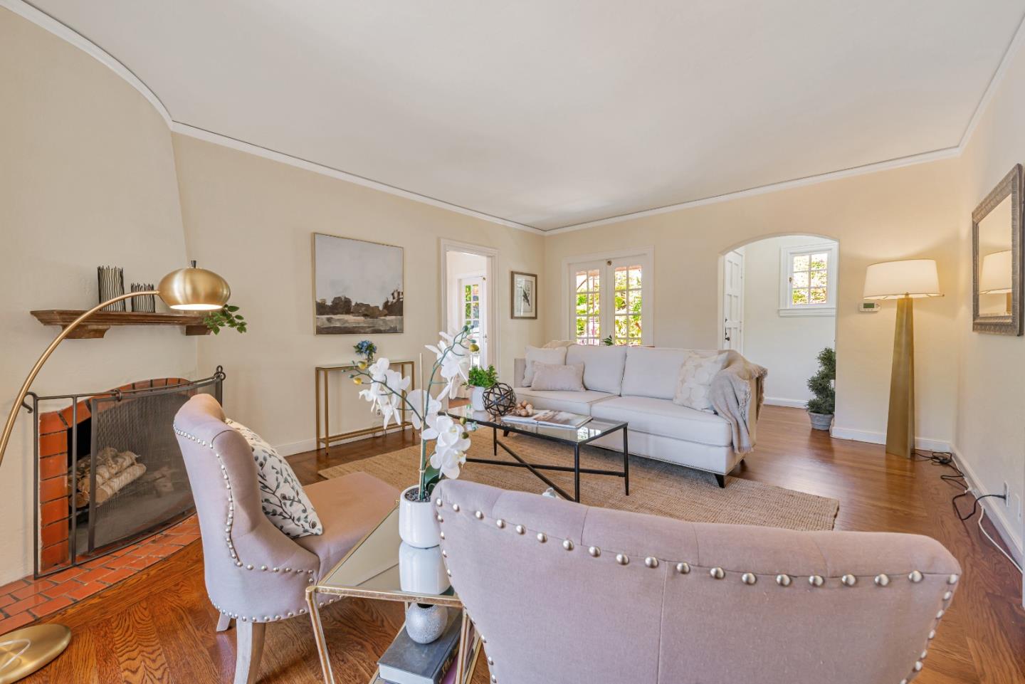 Detail Gallery Image 9 of 38 For 755 Arnold Way, Menlo Park,  CA 94025 - 2 Beds | 1 Baths