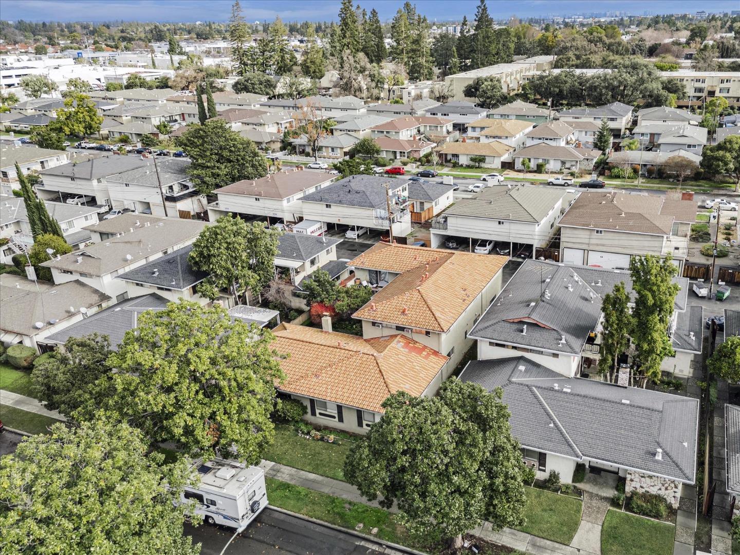 Detail Gallery Image 4 of 10 For 380 Richfield Dr, San Jose,  CA 95129 - – Beds | – Baths