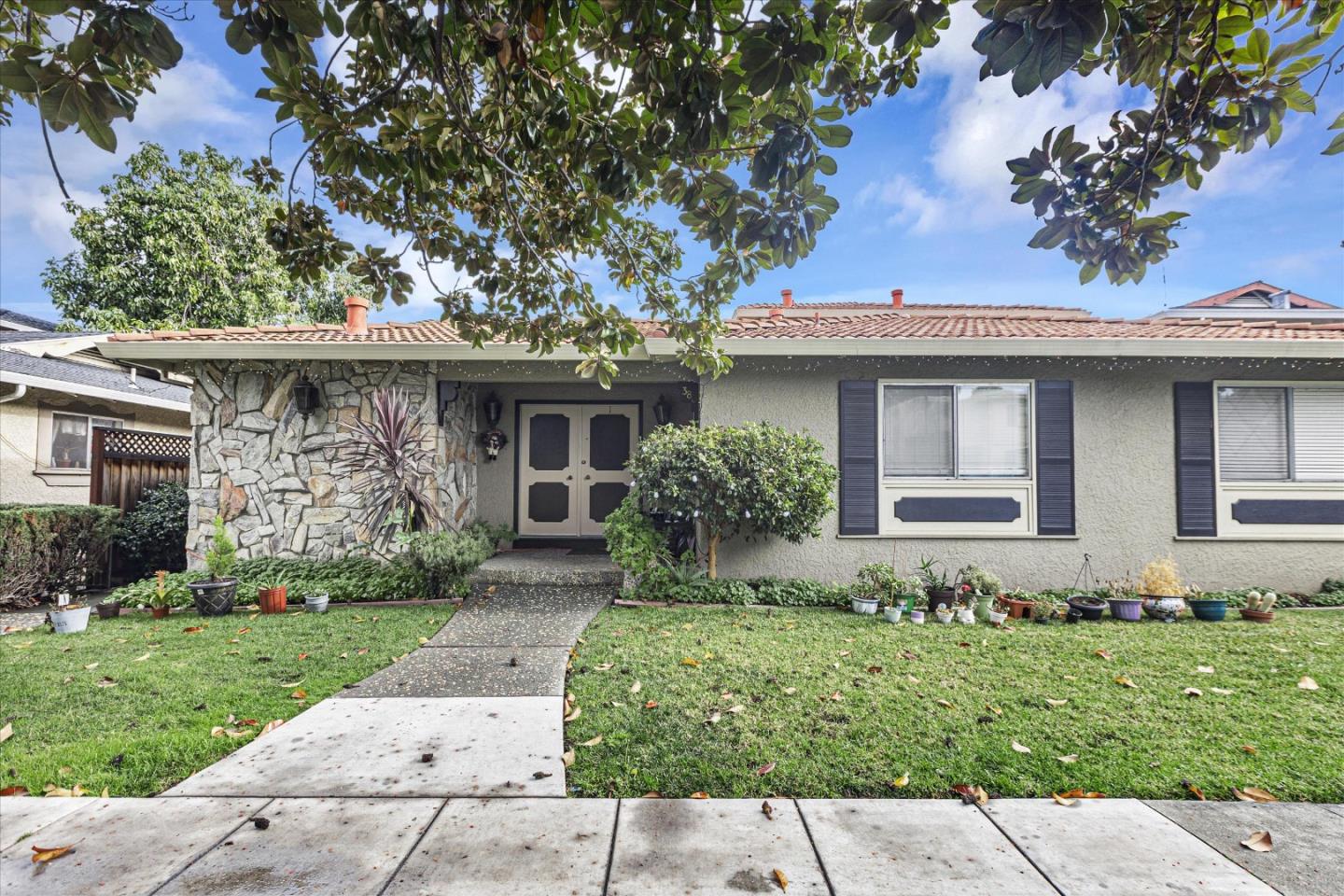 Detail Gallery Image 7 of 10 For 380 Richfield Dr, San Jose,  CA 95129 - – Beds | – Baths