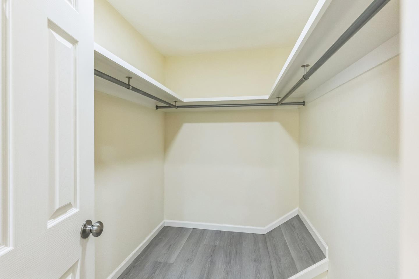 Detail Gallery Image 21 of 28 For 4221 Solar Cir, Union City,  CA 94587 - 3 Beds | 1/1 Baths
