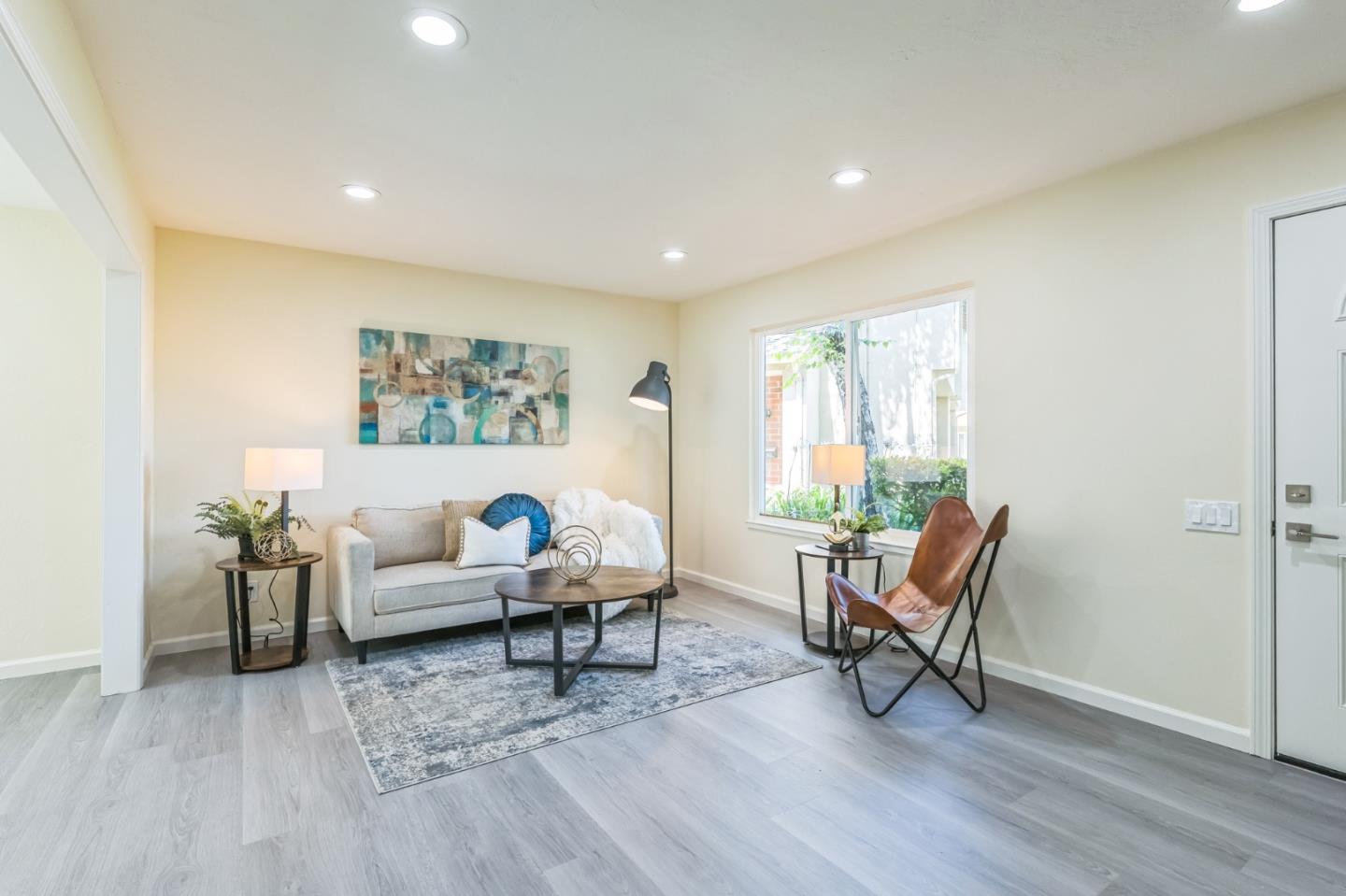 Detail Gallery Image 4 of 28 For 4221 Solar Cir, Union City,  CA 94587 - 3 Beds | 1/1 Baths
