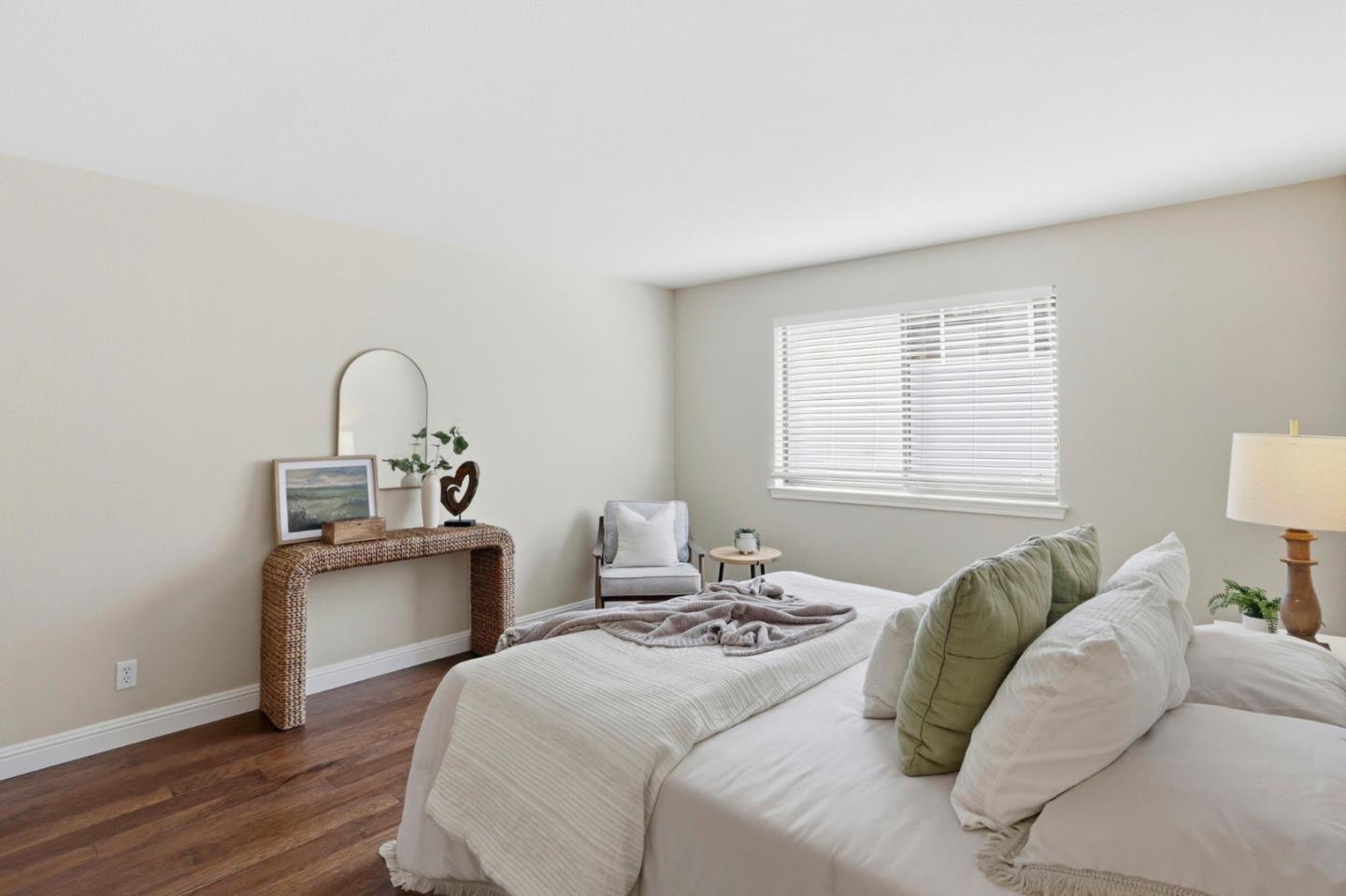 Photo #12: ML82013597 Listing: Photo #12