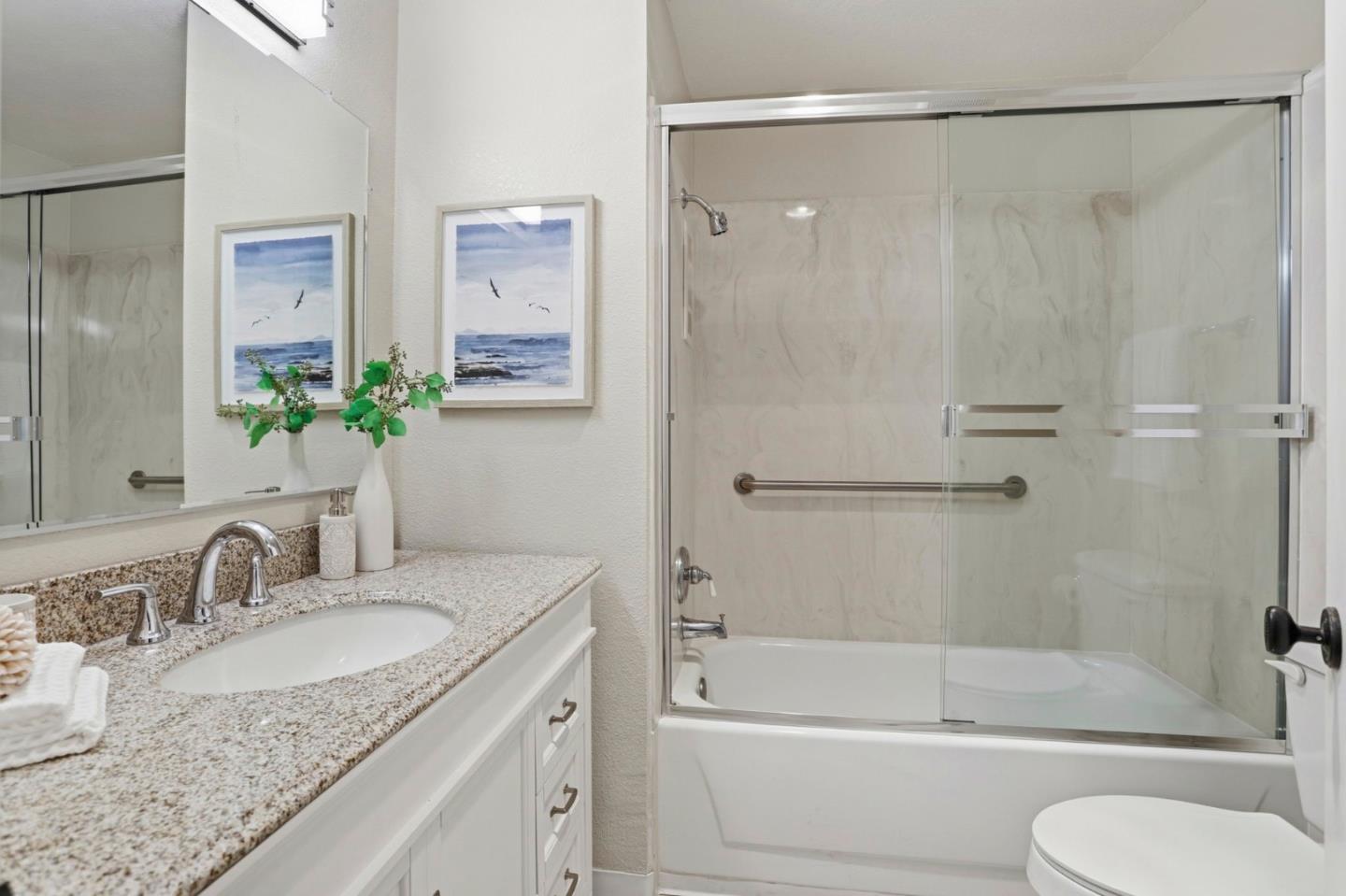 Photo #16: ML82013597 Listing: Photo #16