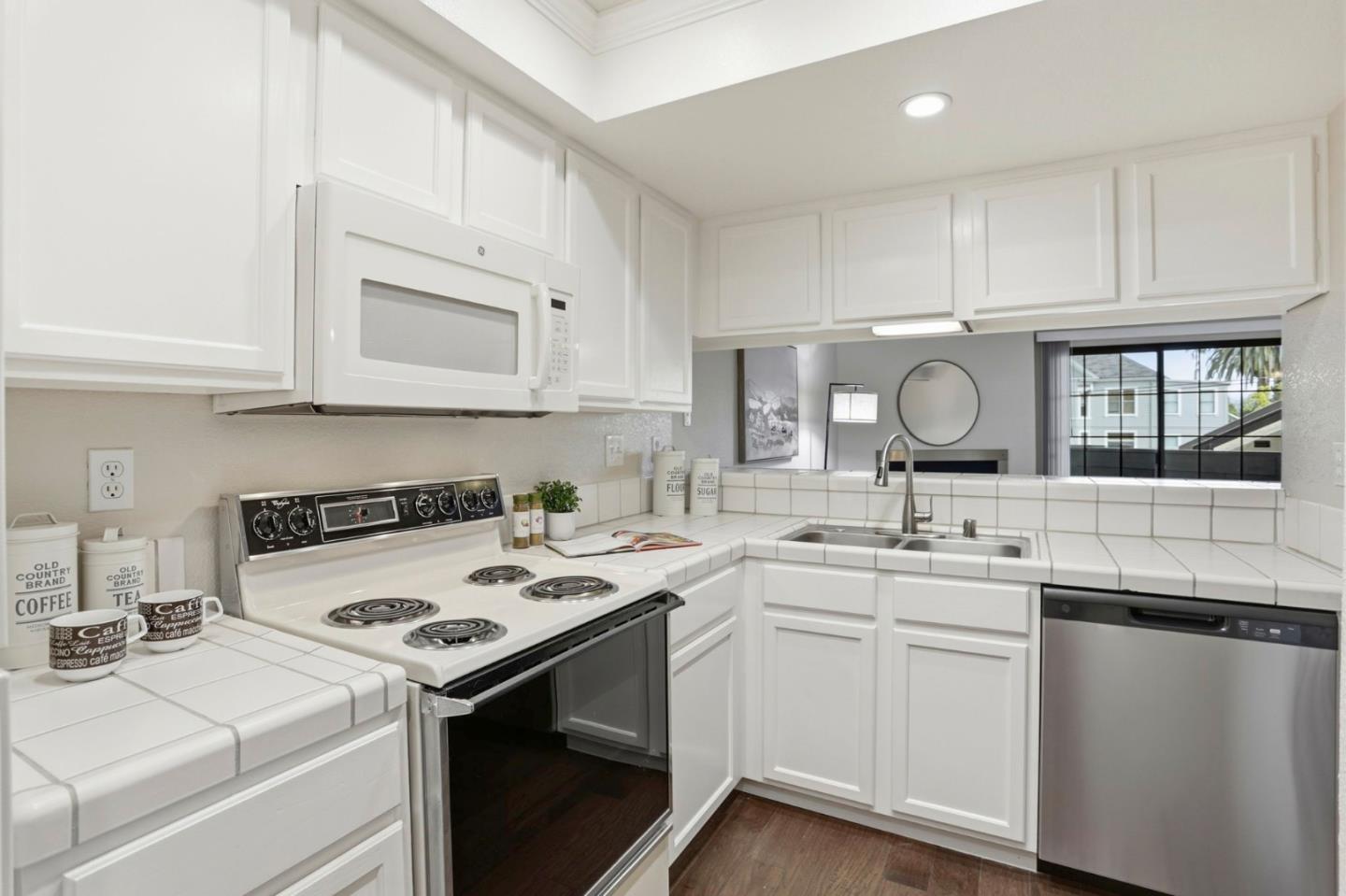 Photo #8: ML82013597 Listing: Photo #8