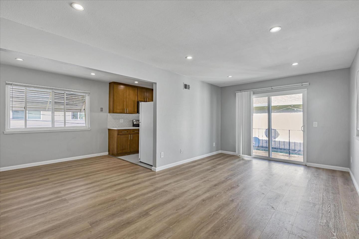 Detail Gallery Image 14 of 33 For 477 Greendale Way, San Jose,  CA 95129 - – Beds | – Baths