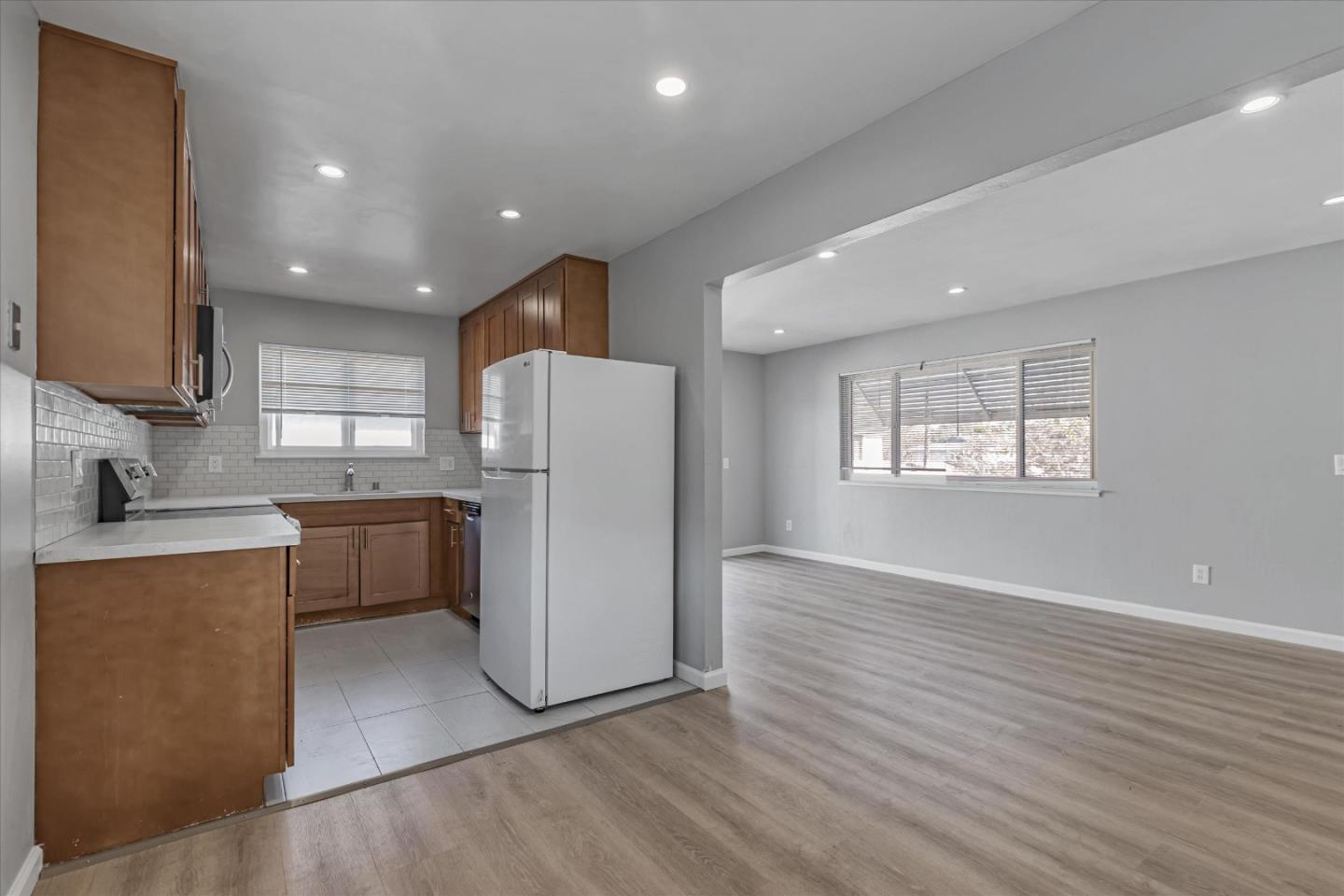 Detail Gallery Image 18 of 33 For 477 Greendale Way, San Jose,  CA 95129 - – Beds | – Baths