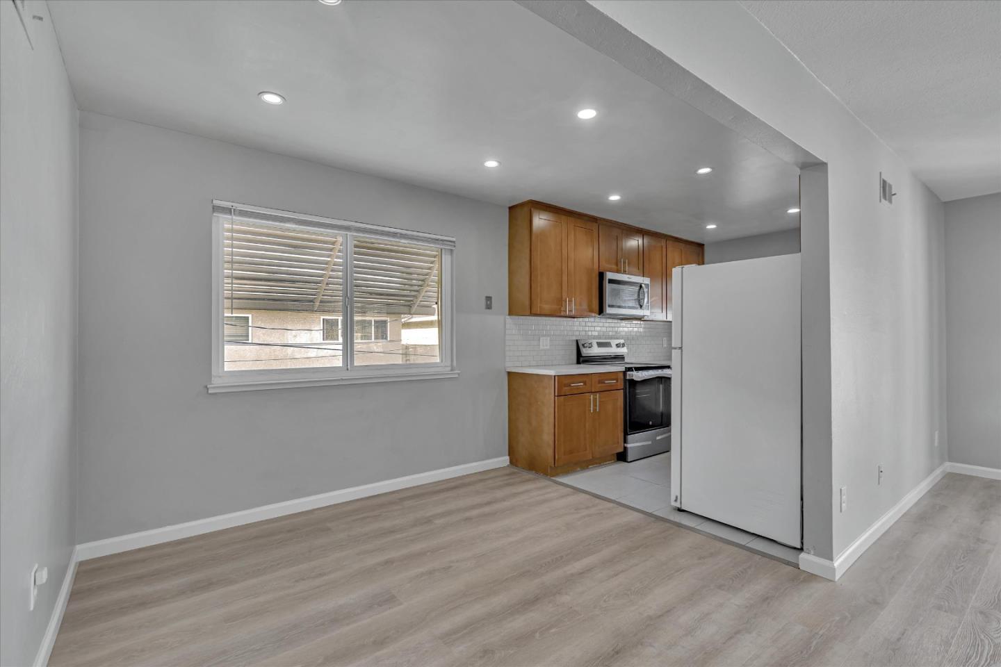 Detail Gallery Image 20 of 33 For 477 Greendale Way, San Jose,  CA 95129 - – Beds | – Baths
