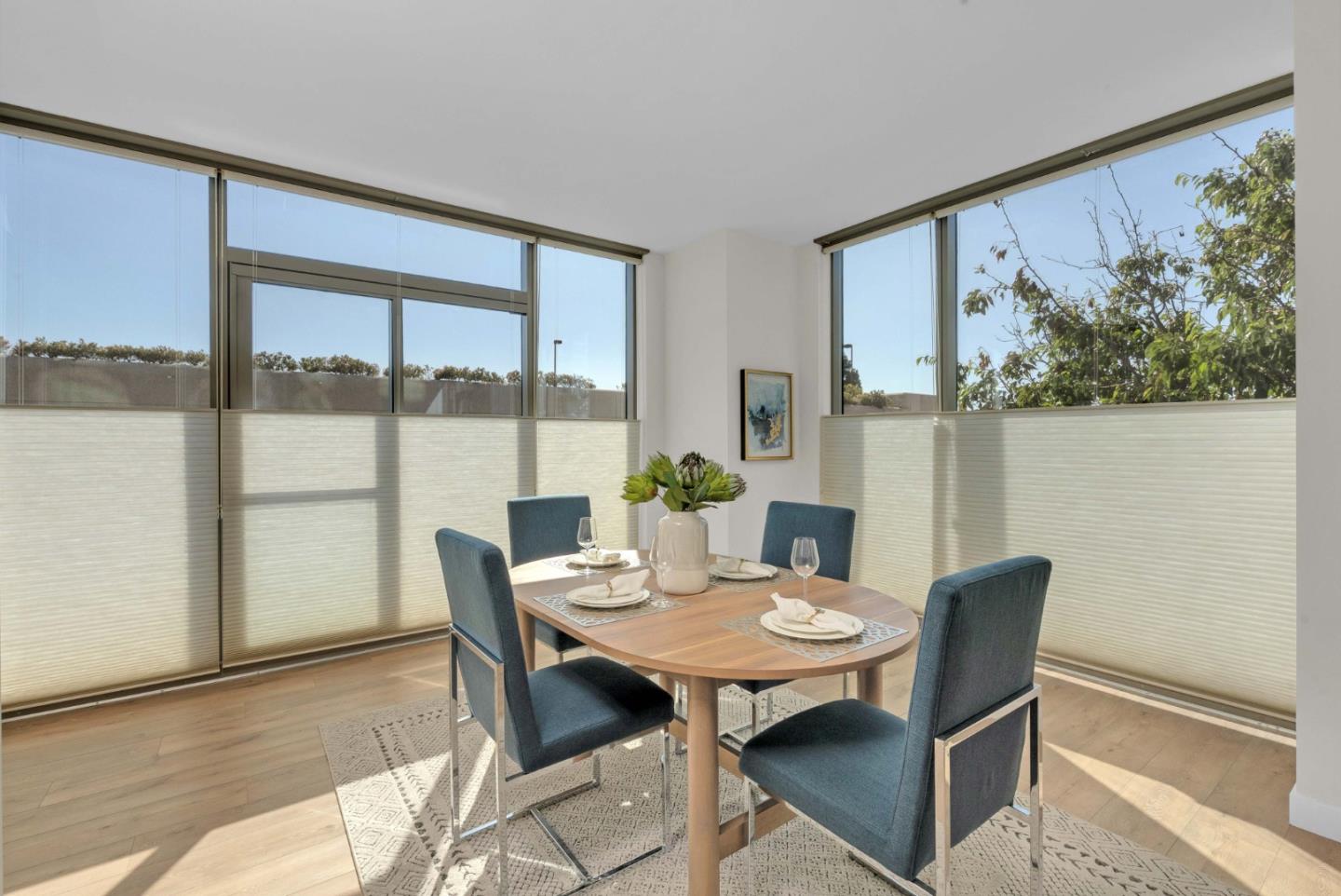 Detail Gallery Image 10 of 49 For 38 N Almaden Blvd #411,  San Jose,  CA 95110 - 2 Beds | 2 Baths